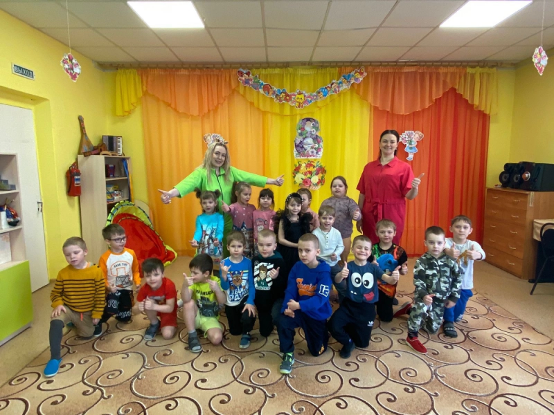 12 марта в подготовительной группе Толмачевского детского сада прошел День именинника